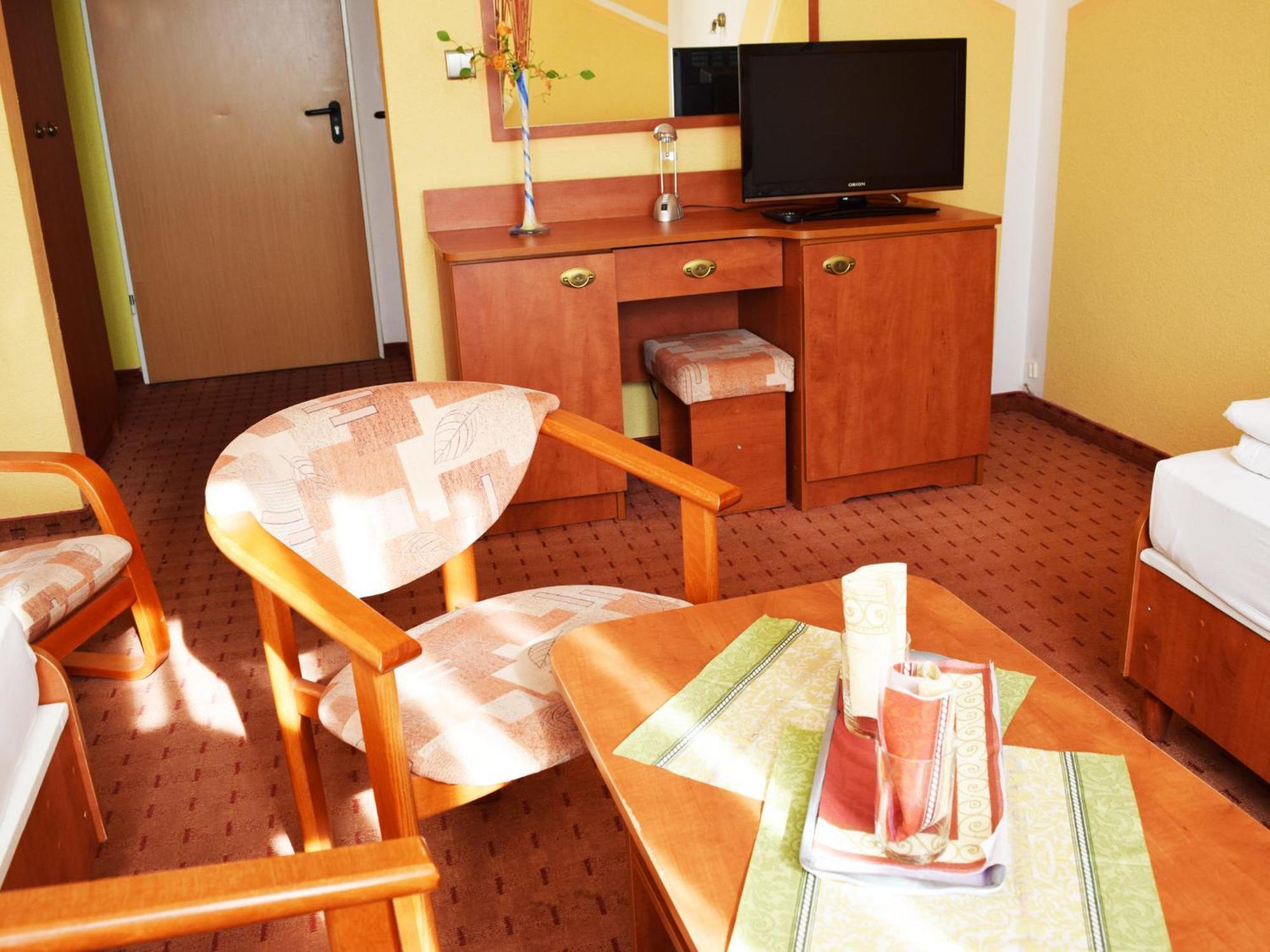 Hotel Jan Zgorzelec Phòng bức ảnh