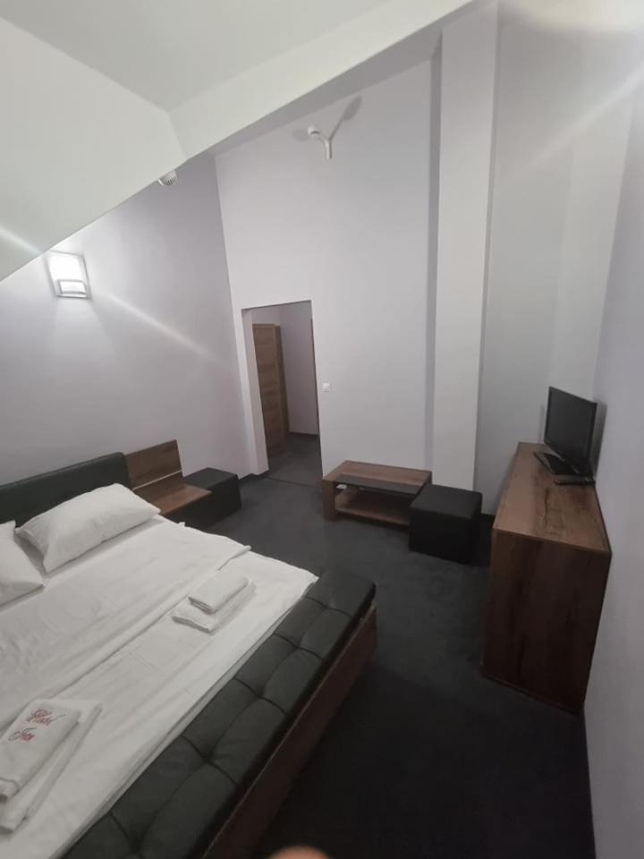 Hotel Jan Zgorzelec Ngoại thất bức ảnh